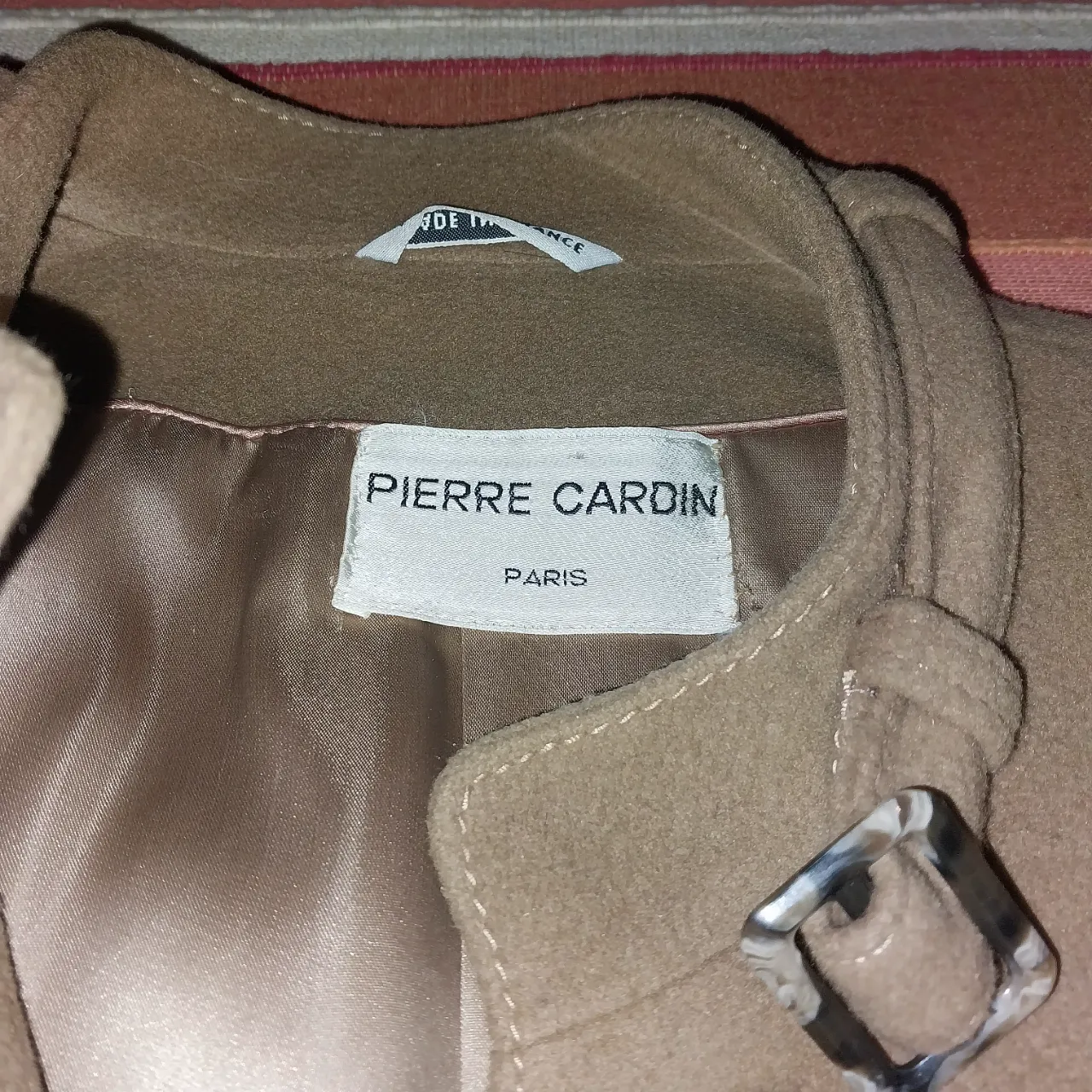 Tapado Pierre Cardin - Vista 2