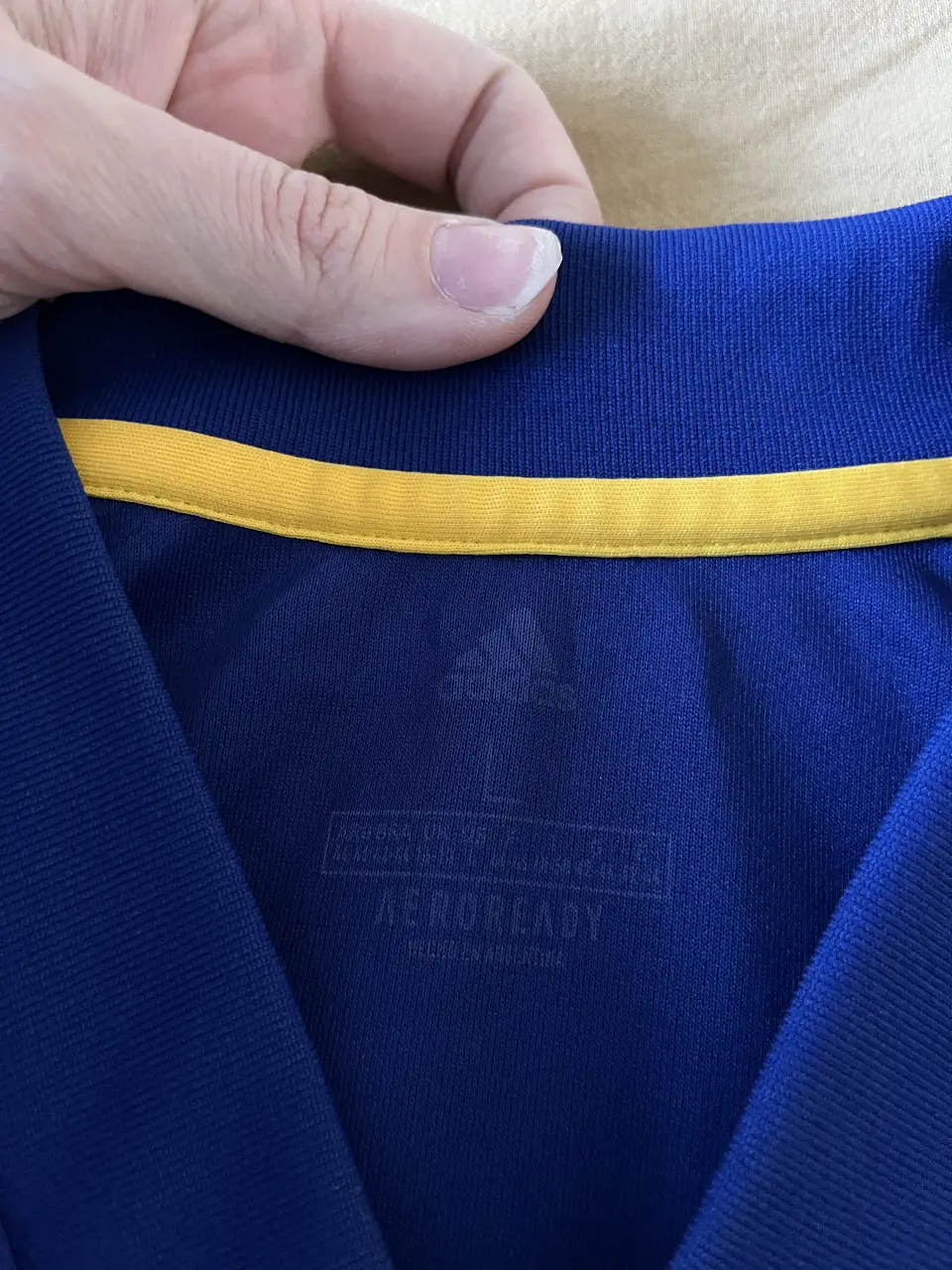 Camiseta adidas - Vista 2