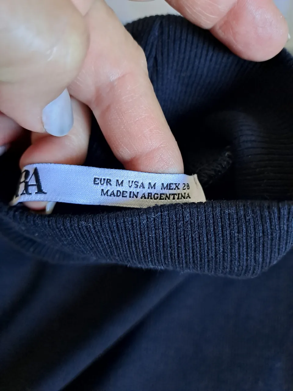 Remera Zara - Vista 3