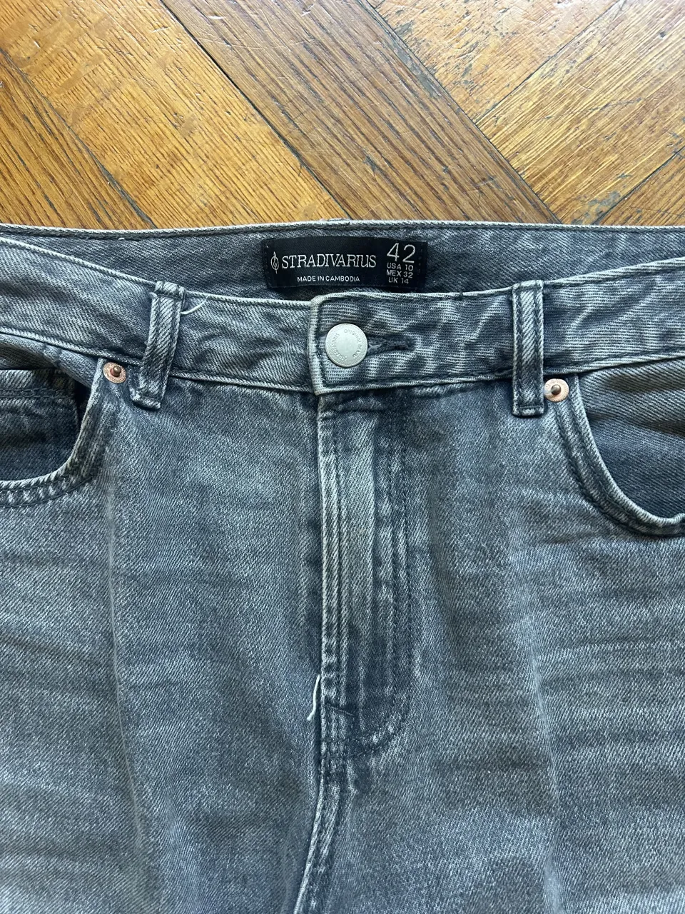 Jean Stradivarius - Vista 2