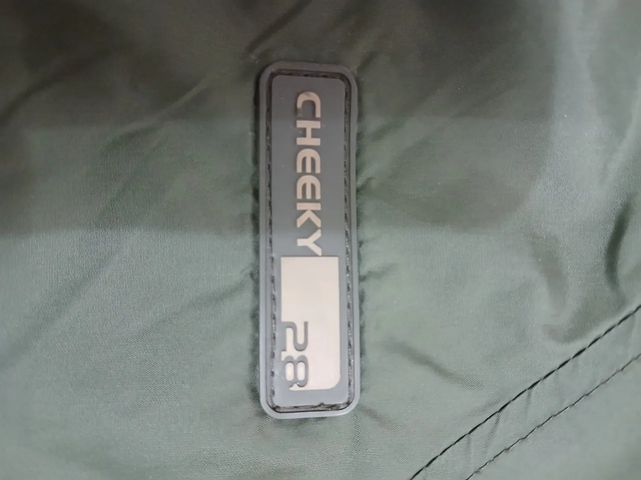 Campera bomber CHEEKY - Vista 2