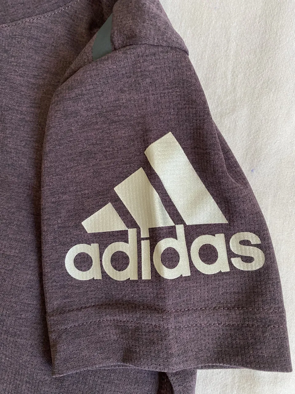Remera adidas - Vista 2
