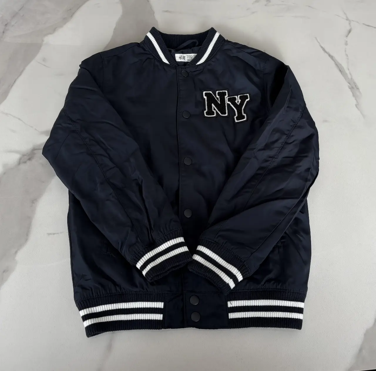Campera bomber H&M - Vista 2
