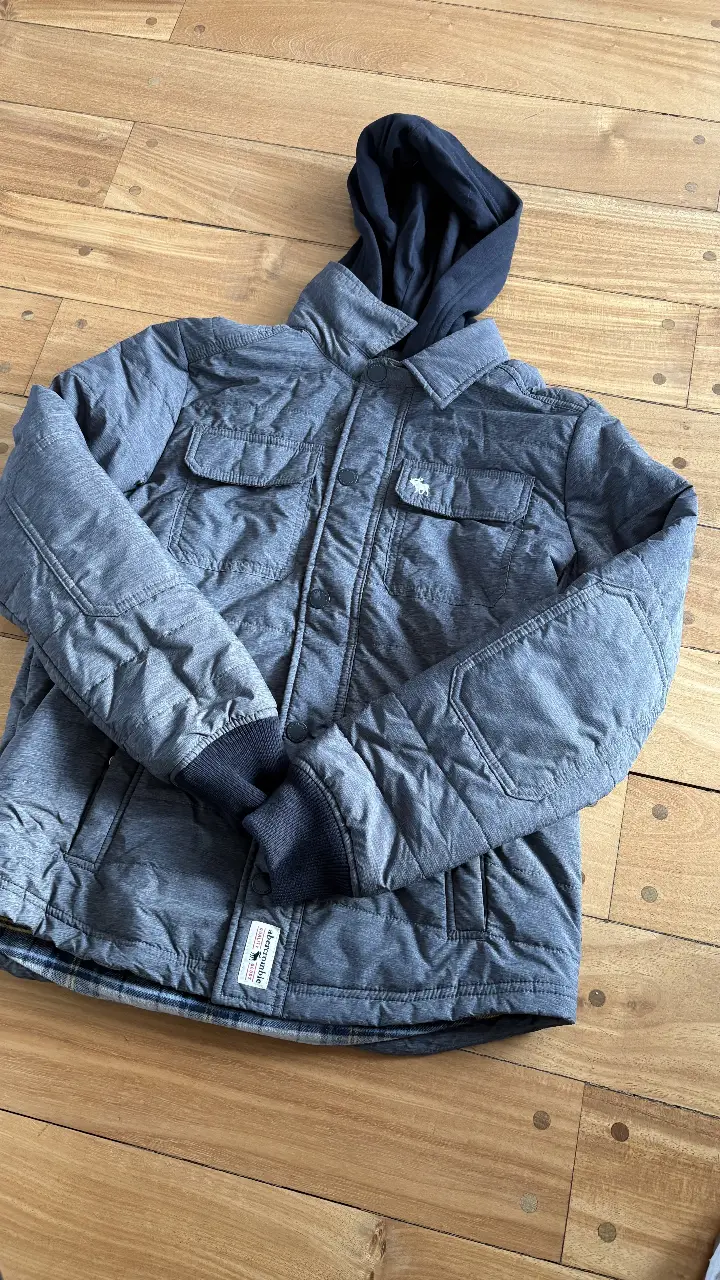 Campera de plumas Abercrombie & Fitch - Vista 2