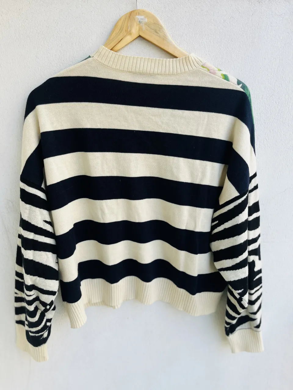 Sweater Jazmín Chebar - Vista 2