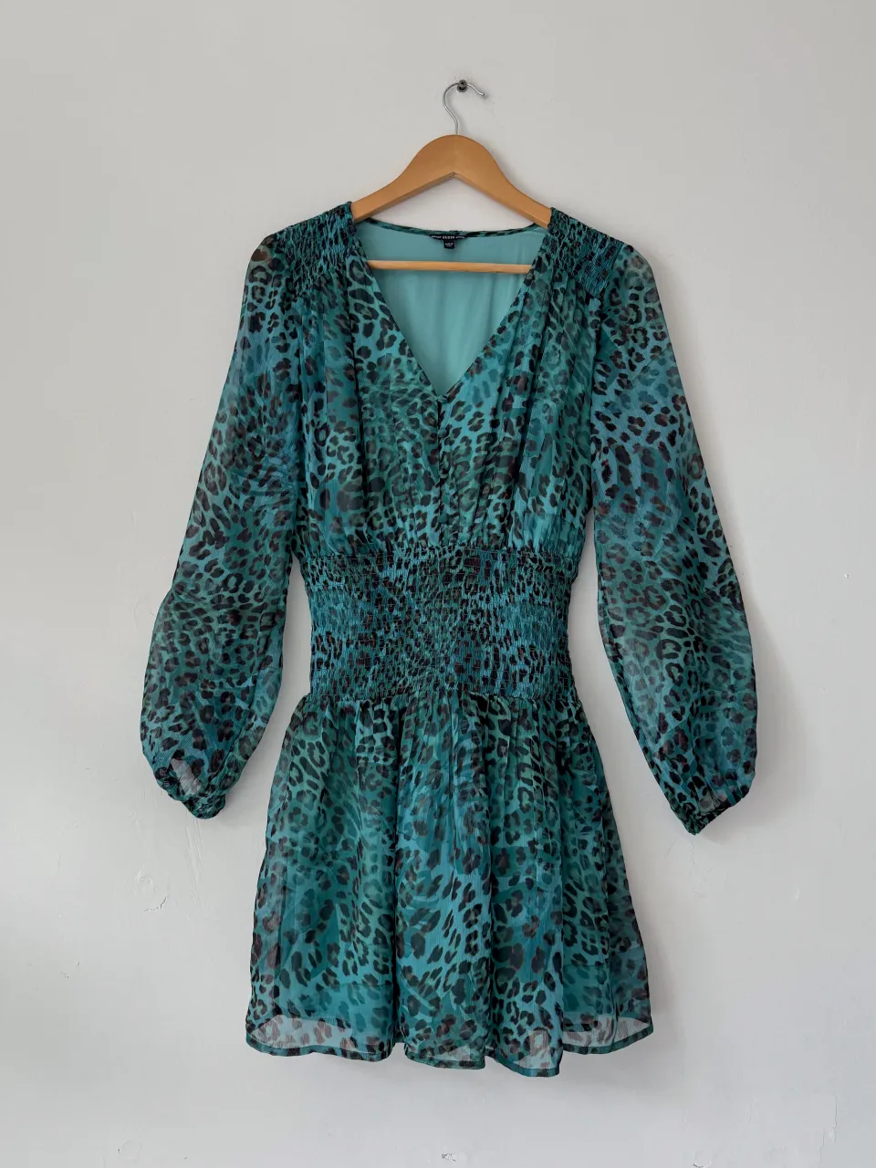 Vestido GUESS - Vista 3