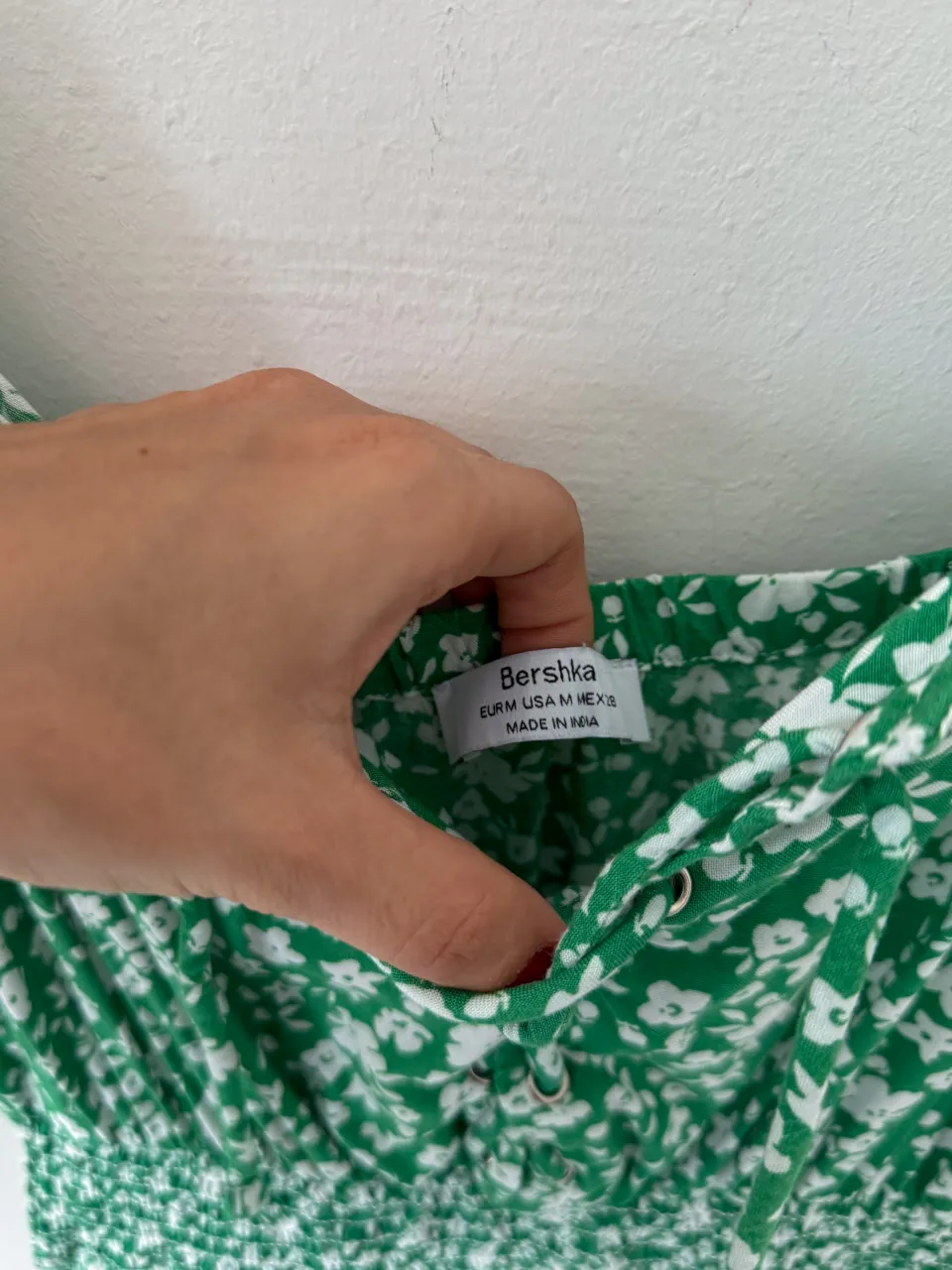 Vestido Bershka - Vista 2