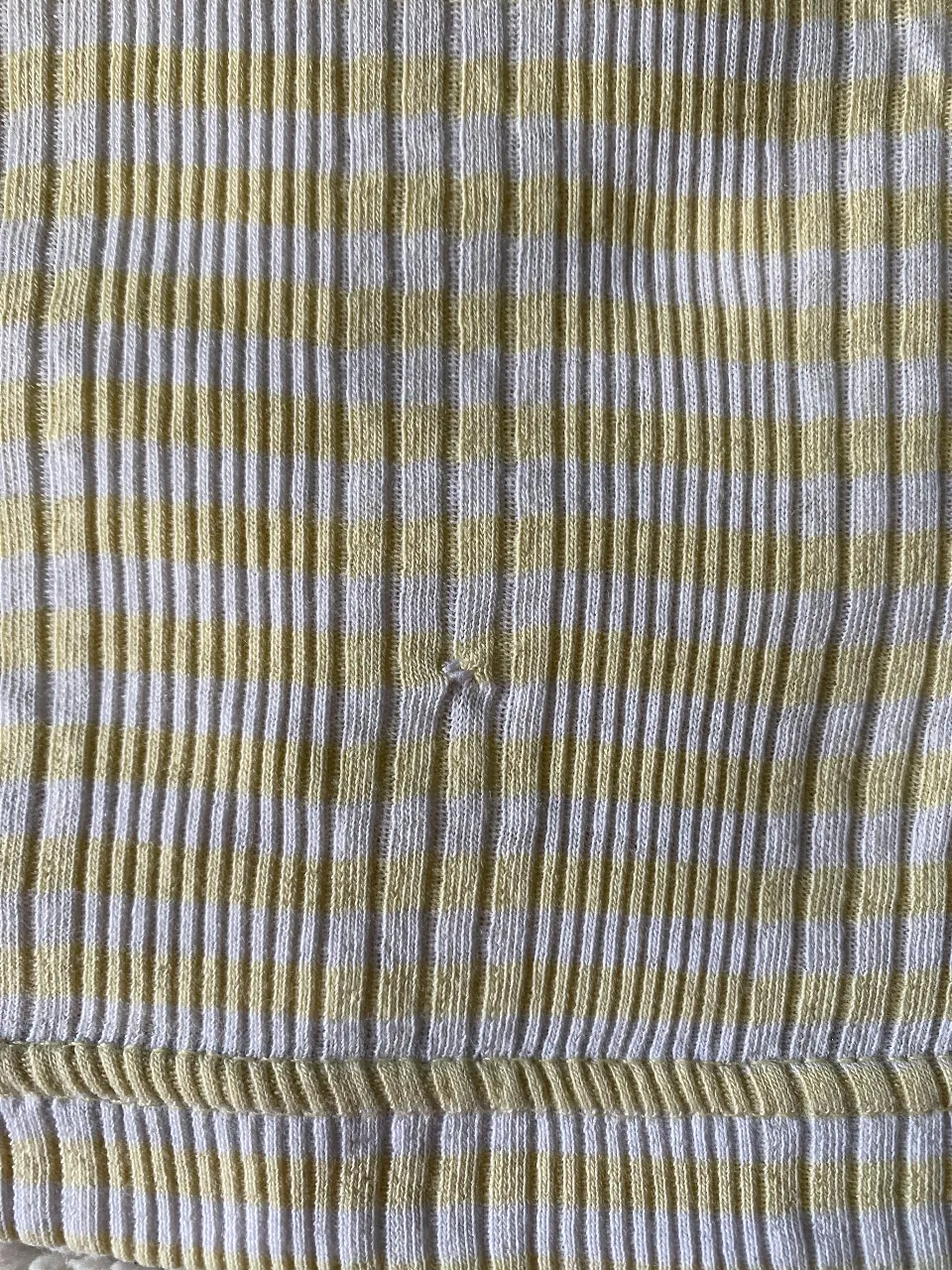 Musculosa GUESS - Vista 3