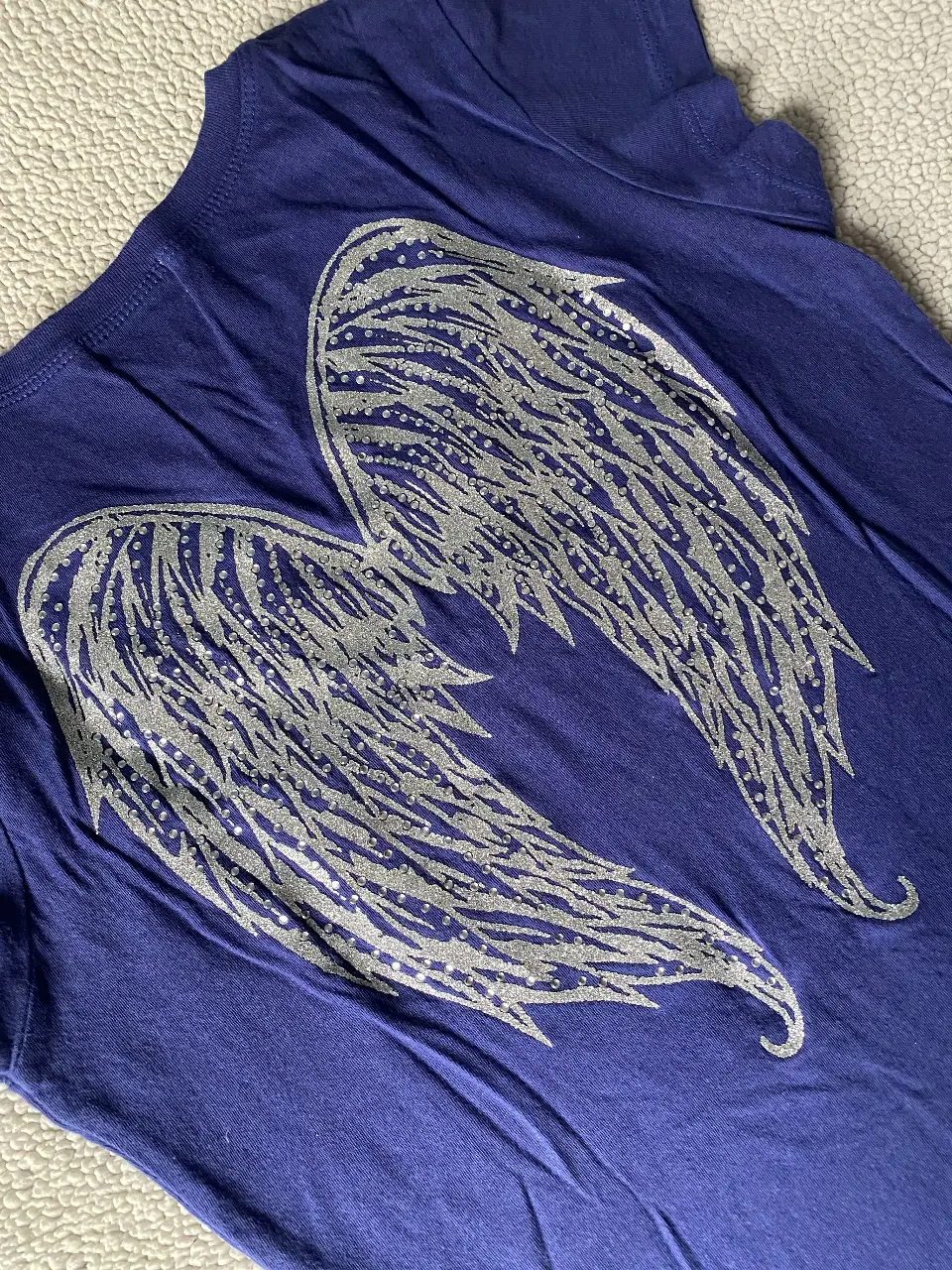 Remera GUESS - Vista 3