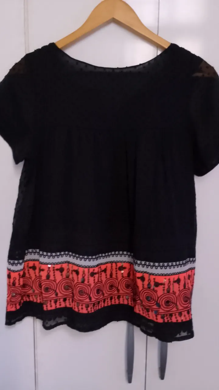 Remera Wanama - Vista 3