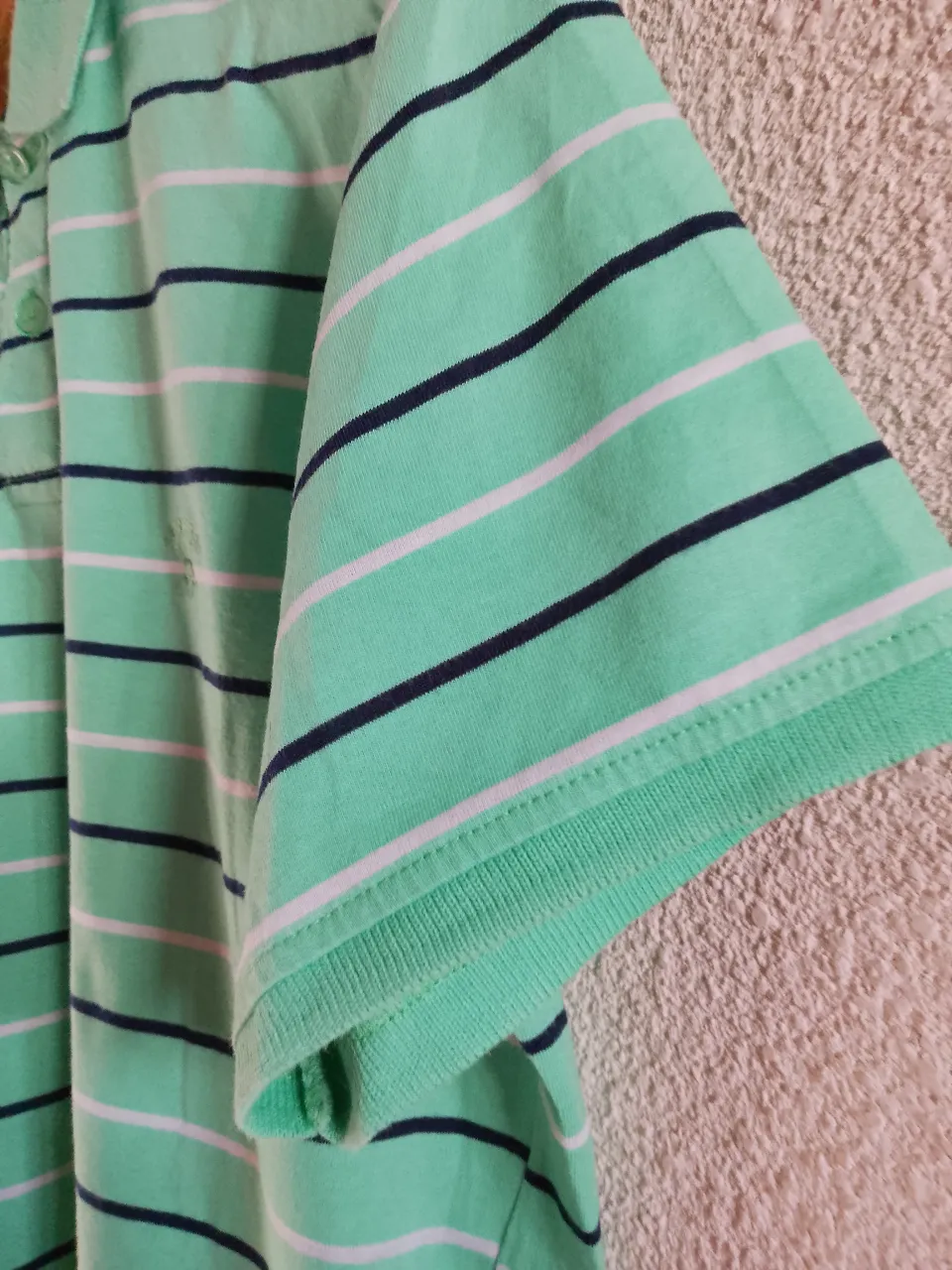 Remera Kevingston - Vista 4