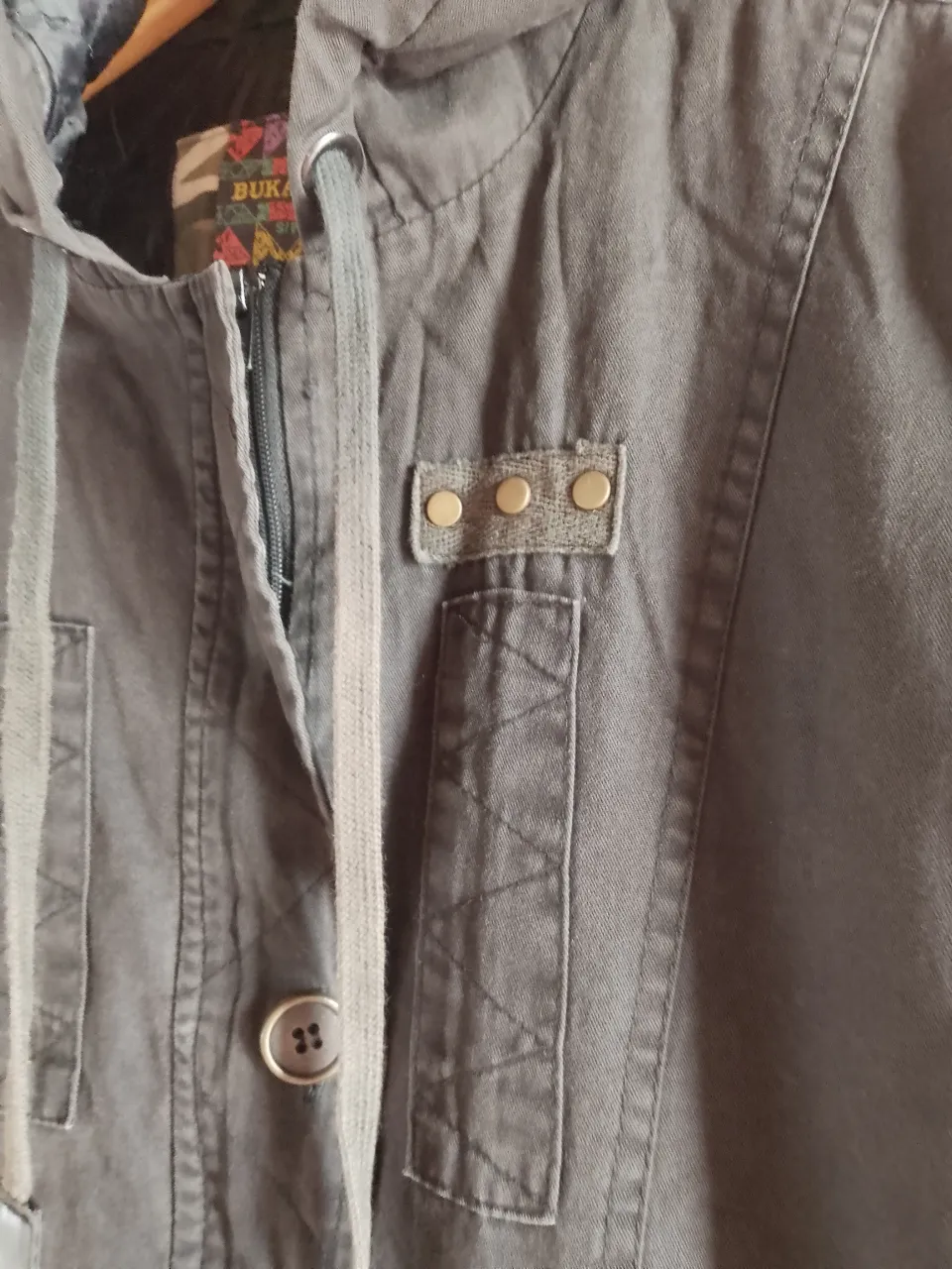 Campera Sin marca conocida - Vista 4