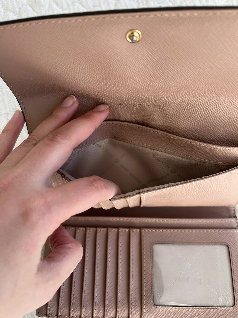 Billetera Michael Kors - Vista 4