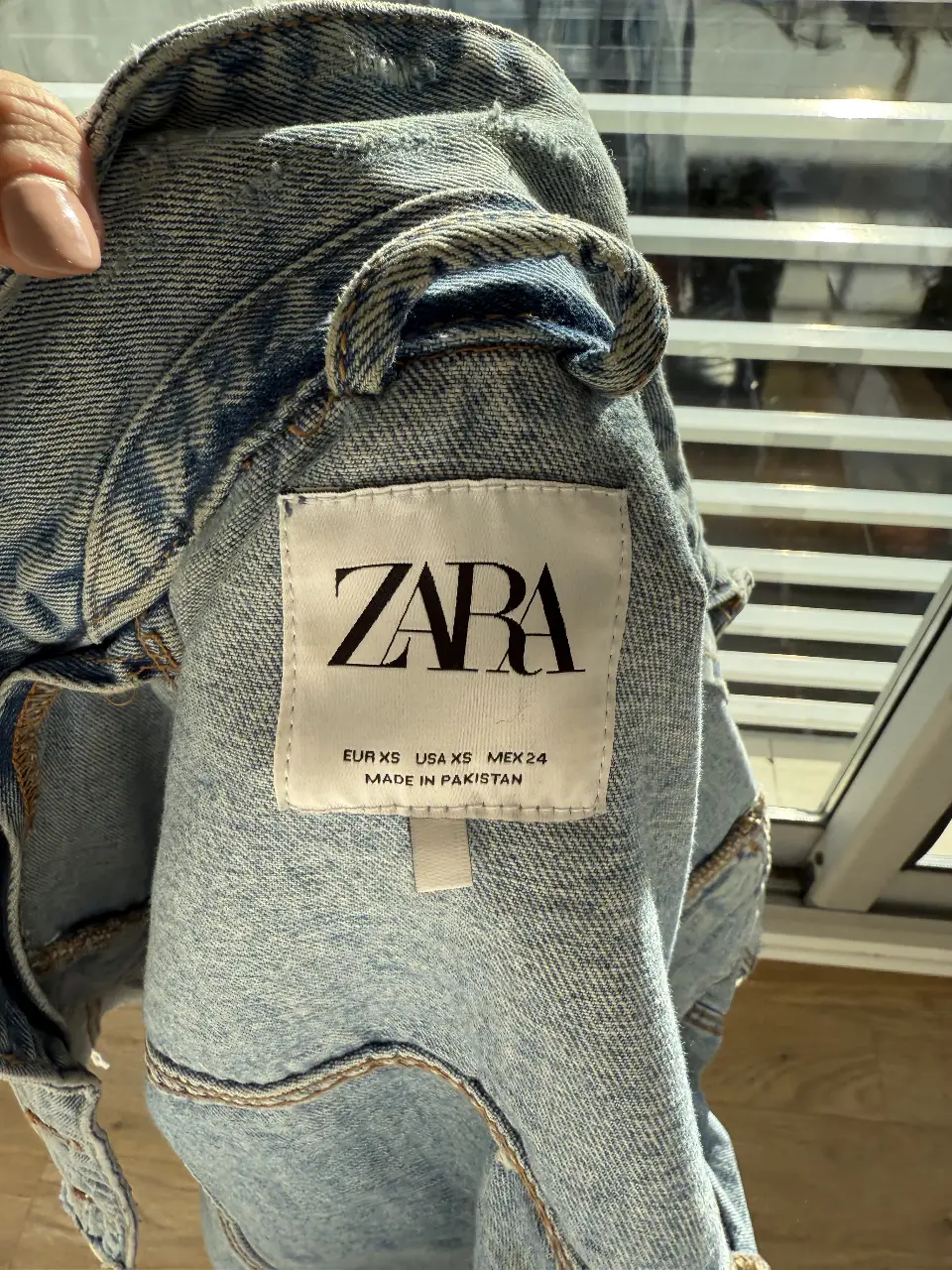 Campera Zara - Vista 2