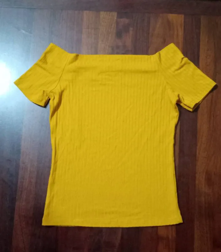 Remera Zara - Vista 2