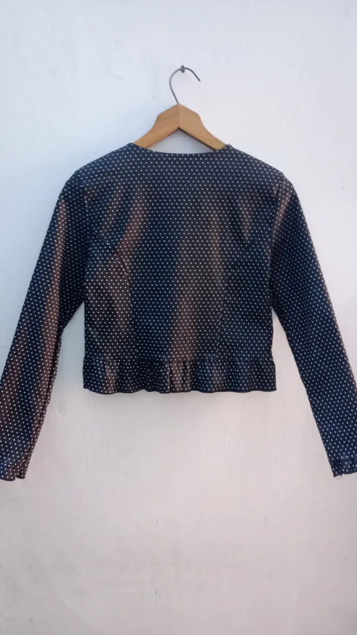 Campera A ≠ - Vista 4