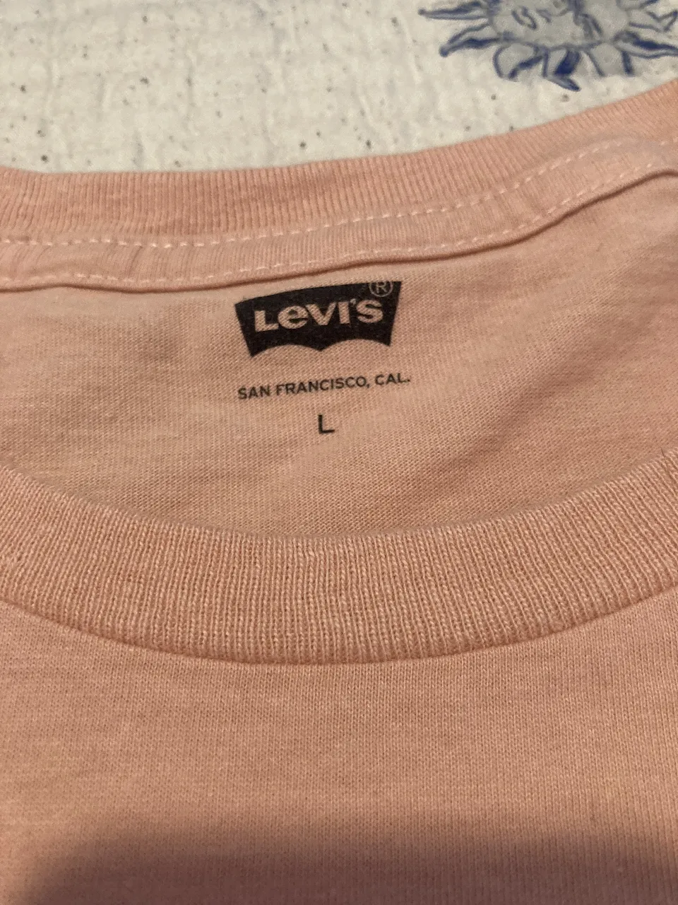 Remera Levi's - Vista 3