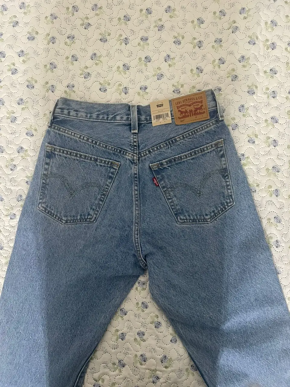 Jean Levi's - Vista 2