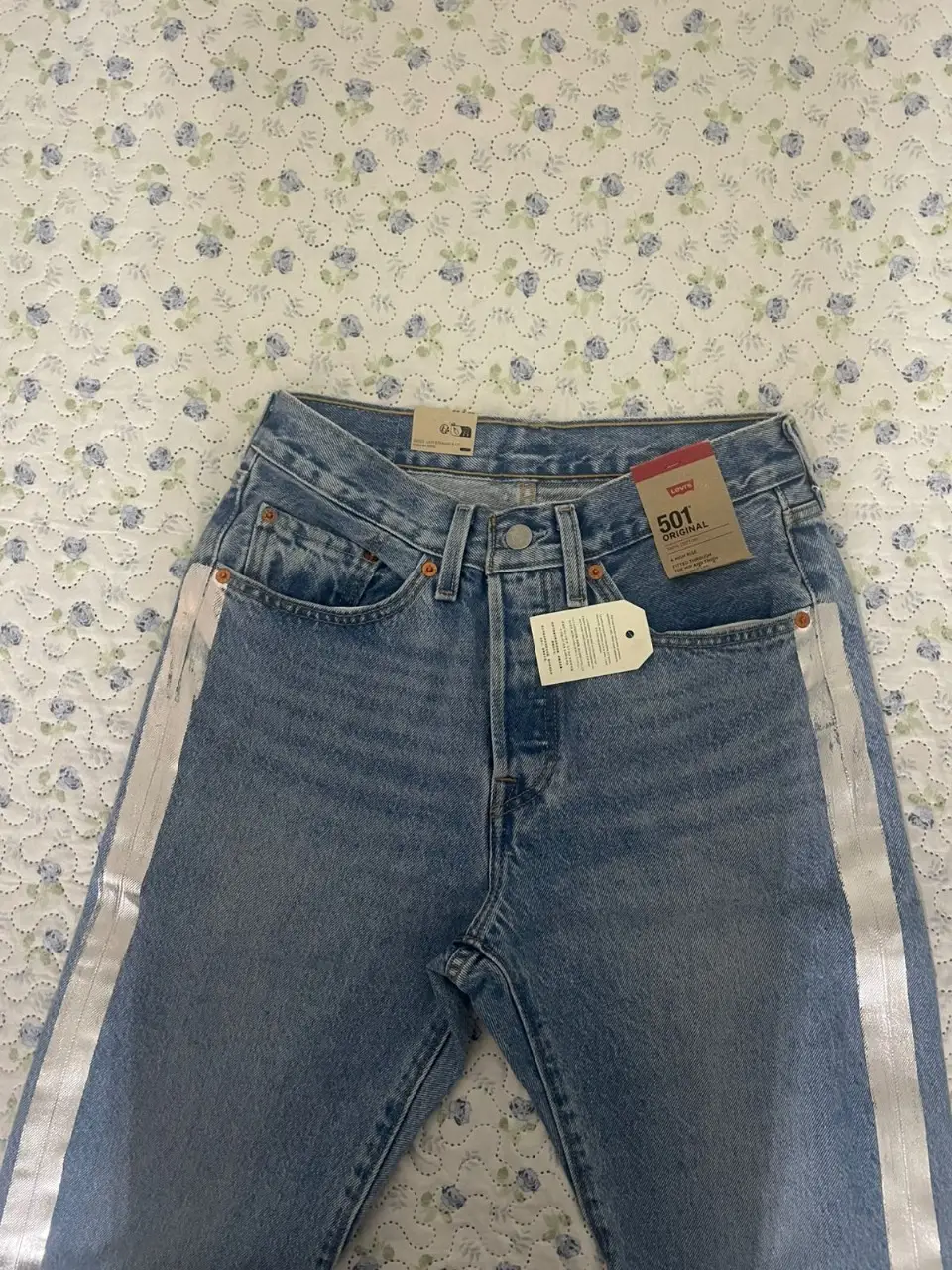 Jean Levi's - Vista 4
