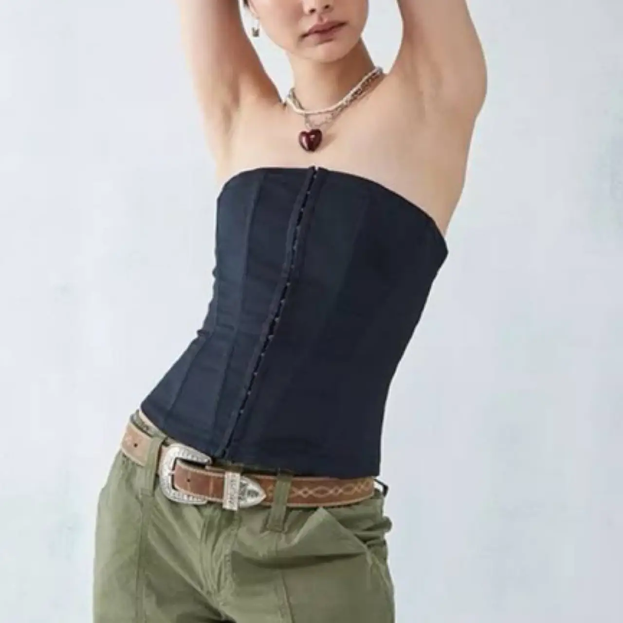 Top Urban Outfitters - Vista 2