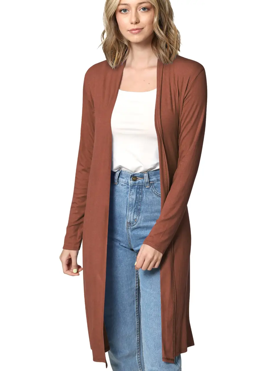 Cardigan largo marca “Ver” de color marrón, ideal para un look casual y cómodo. Perfecto para usar sobre otras prendas.
