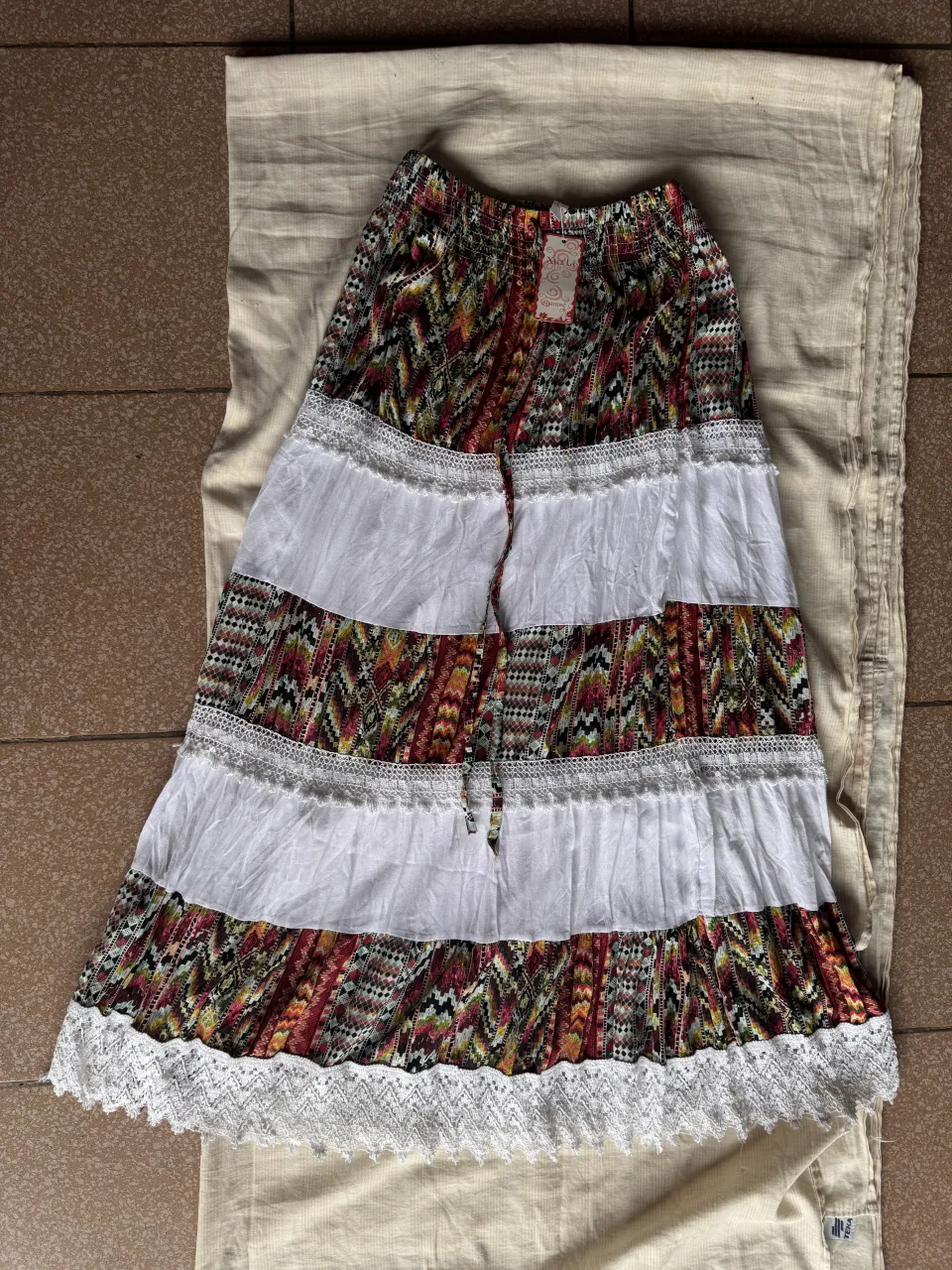 Pollera Otra - Vista 2