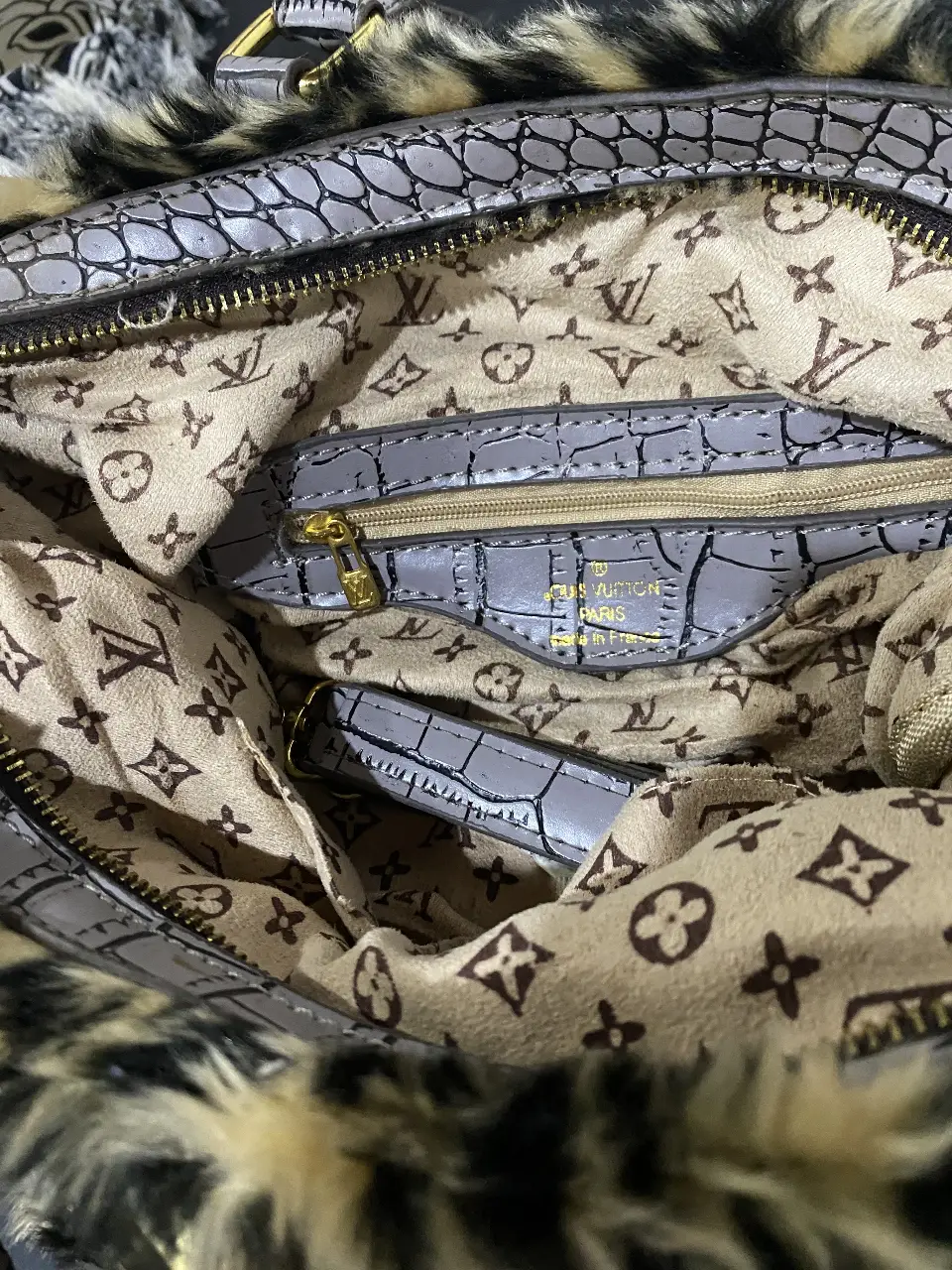 Cartera Louis Vuitton - Vista 2