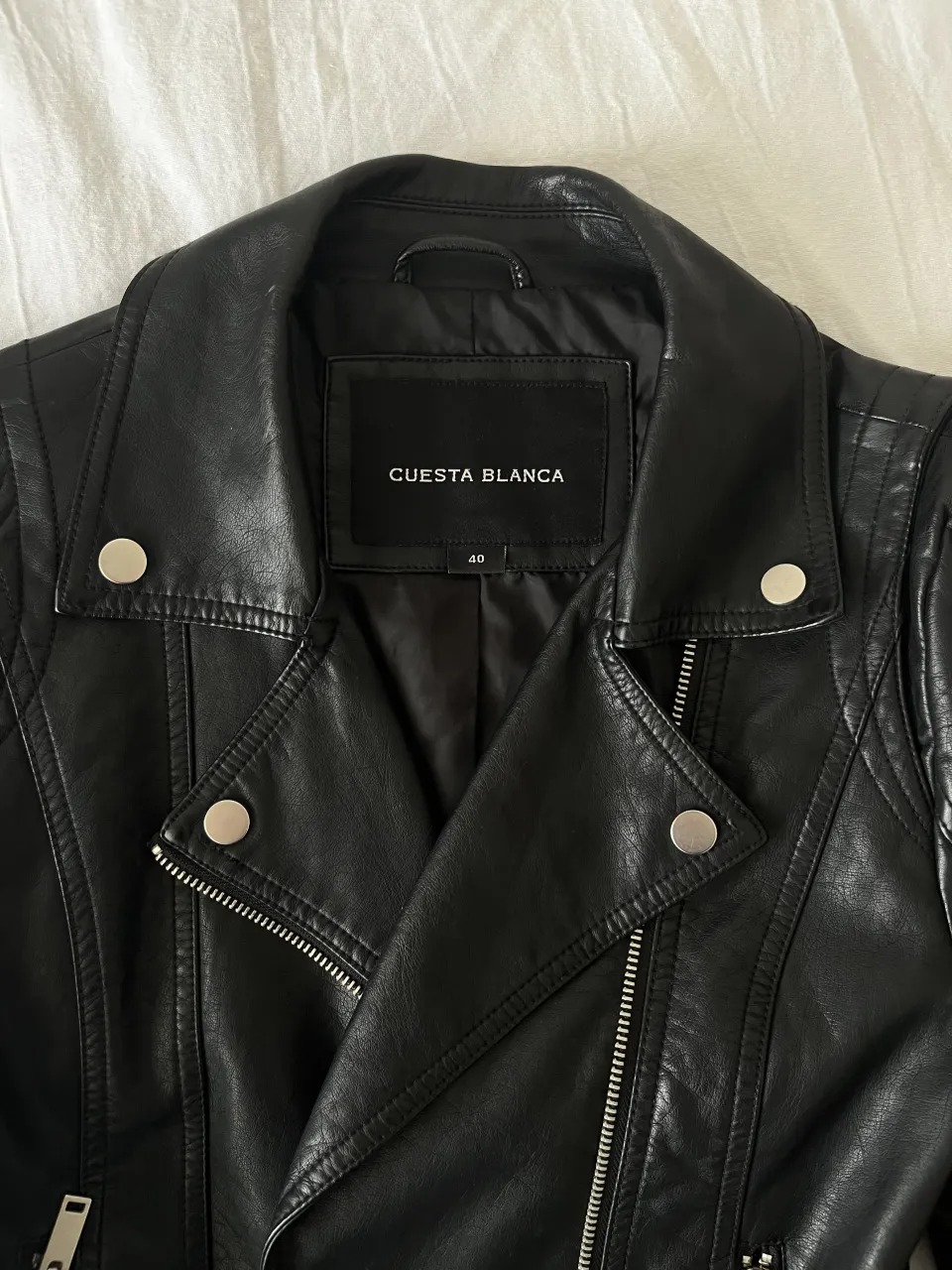 Campera Cuesta Blanca - Vista 2