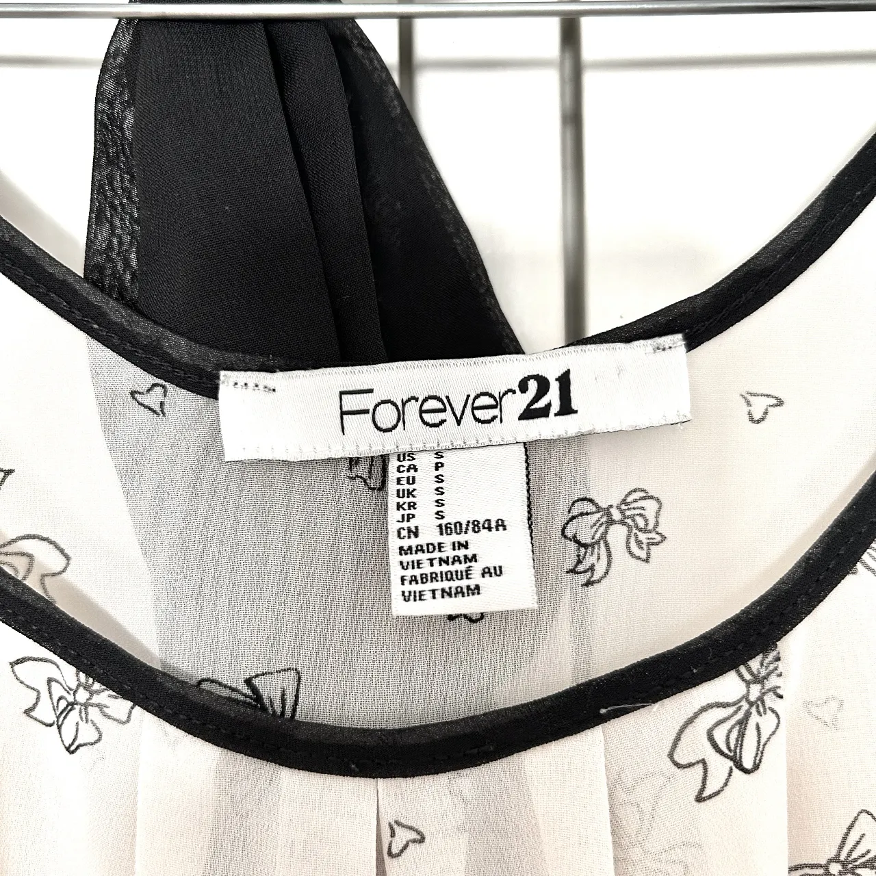 Blusa Forever 21 - Vista 3