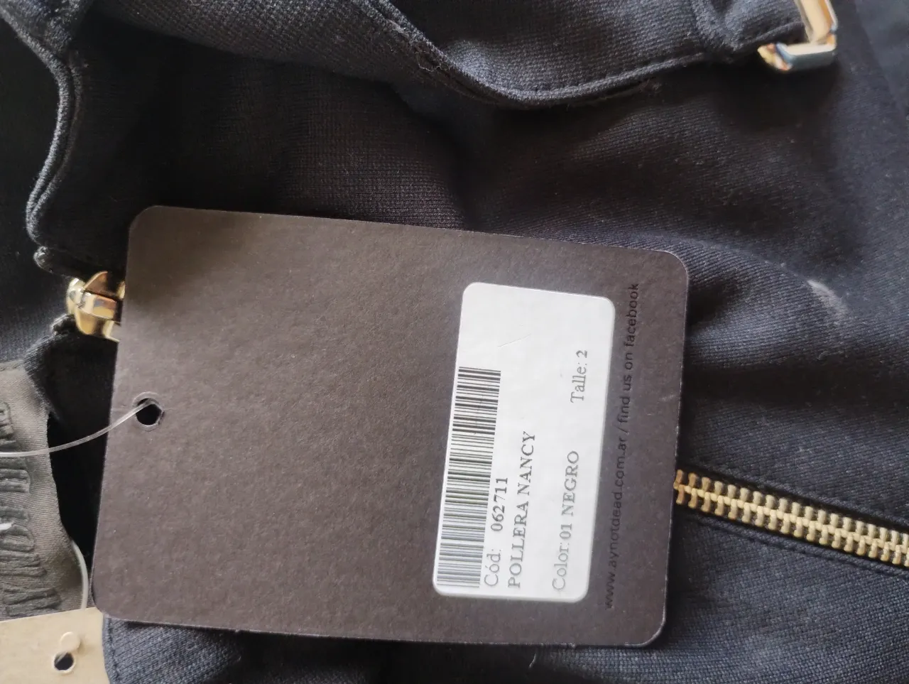 Minifalda Ay Not Dead - Vista 3