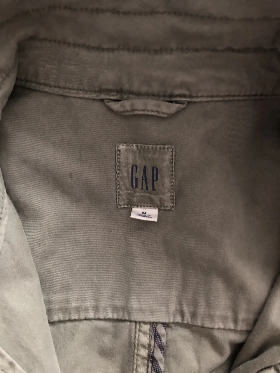 Campera GAP - Vista 2