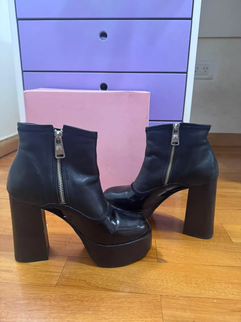 Botas Jazmín Chebar - Vista 2