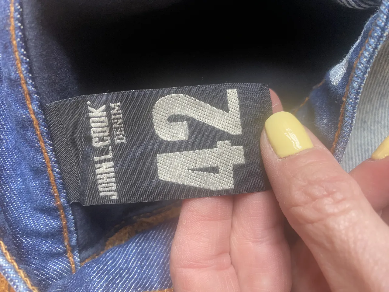 Short JOHN L. COOK - Vista 3