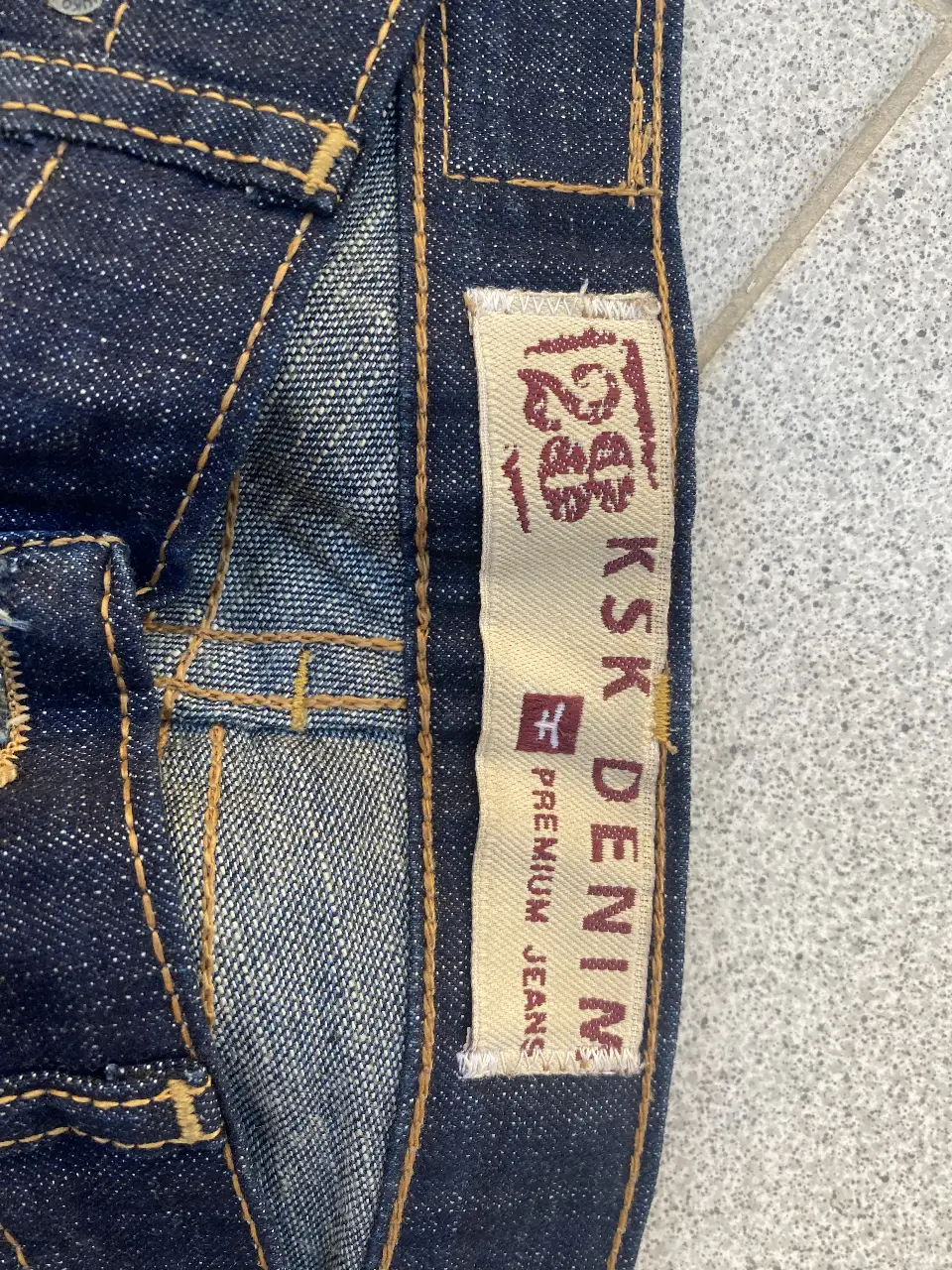 Jean KSK DENIM - Vista 2