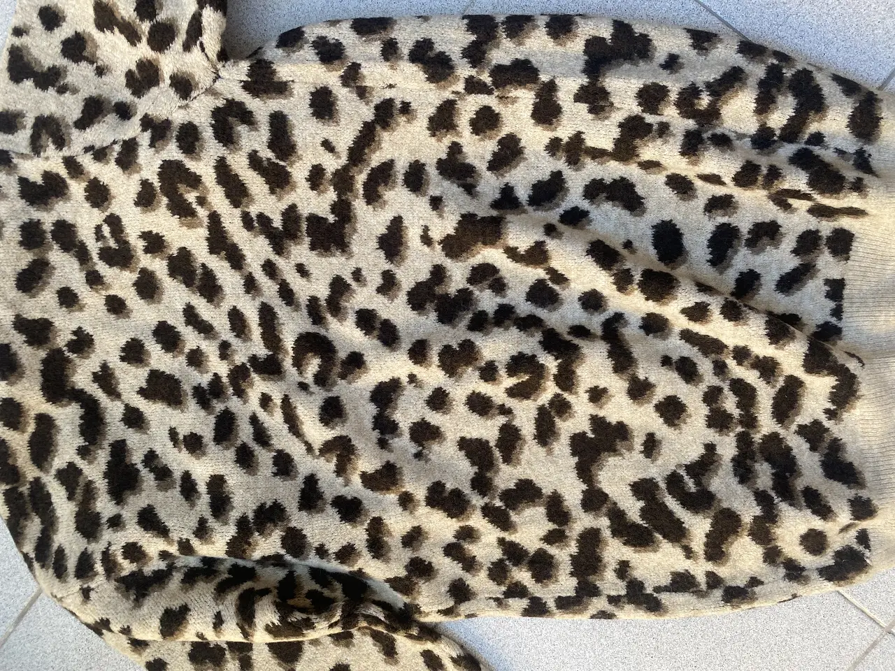 Cardigan Otra - Vista 2