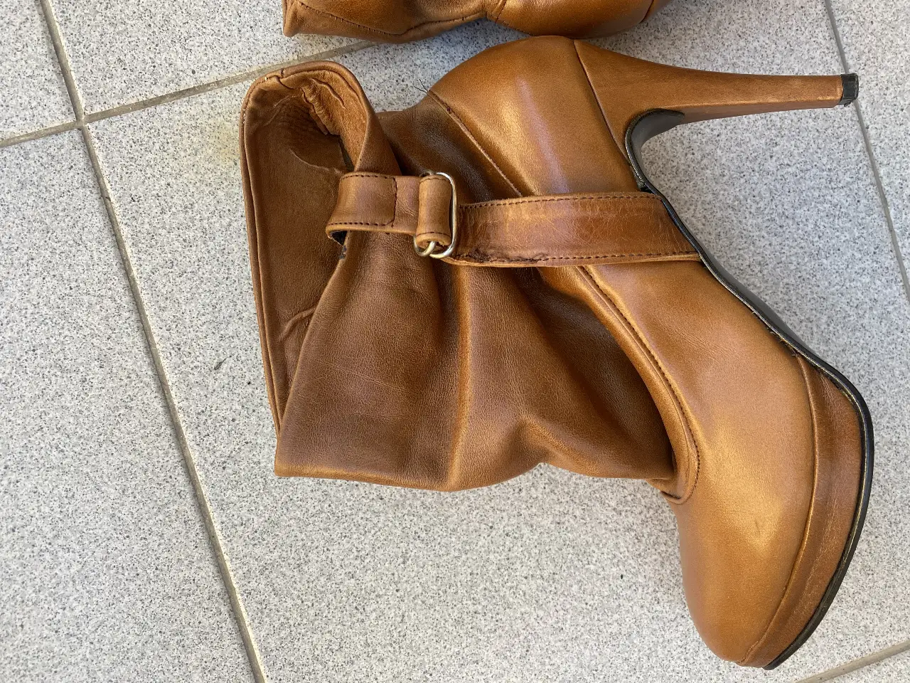 Botas Otra - Vista 2