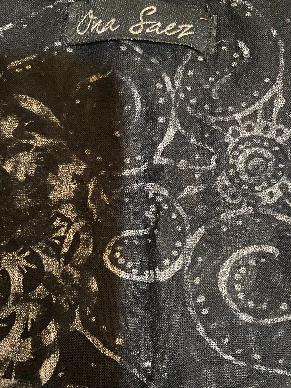 Remera Ona Saez - Vista 3