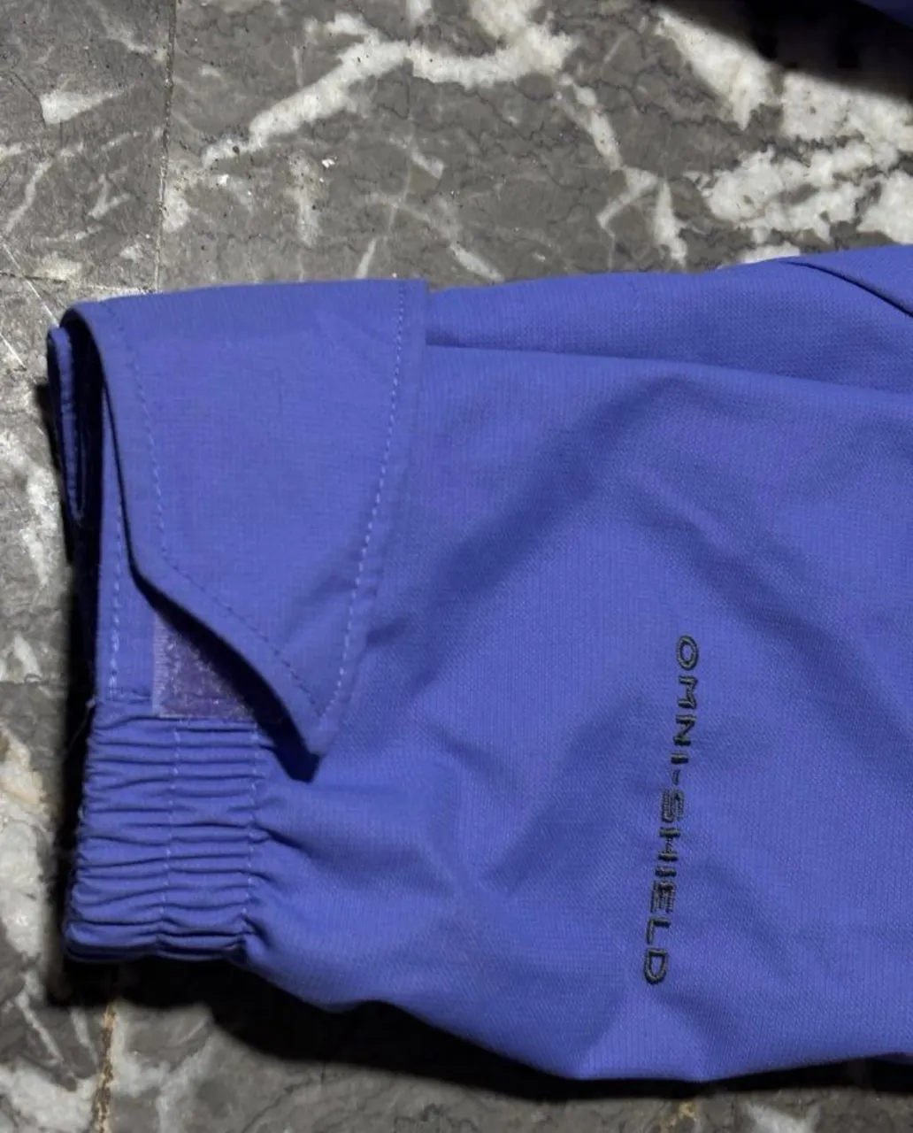 Campera Columbia - Vista 2