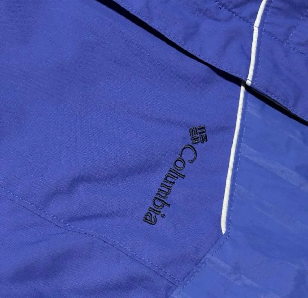 Campera Columbia - Vista 5