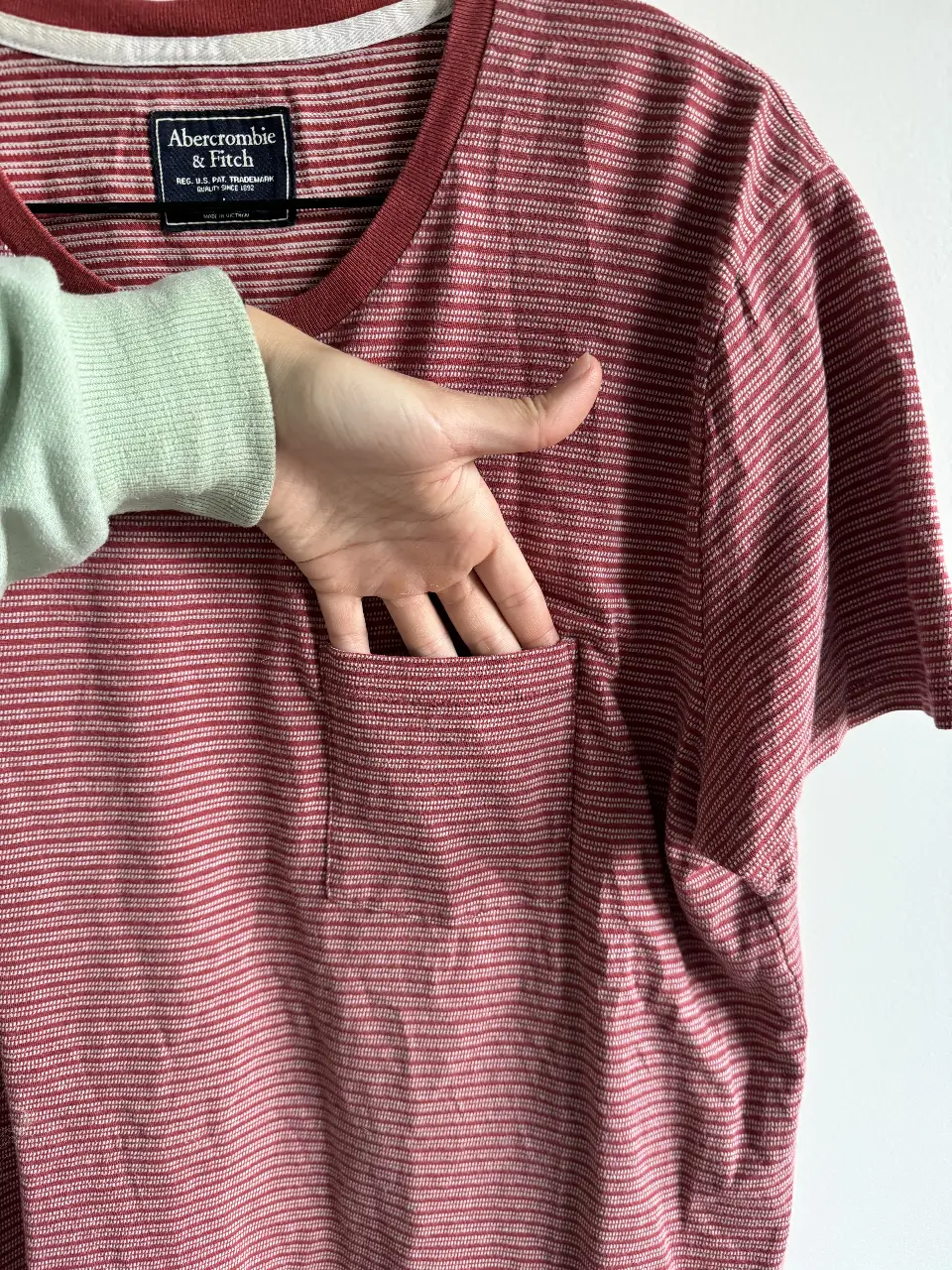 Remera Abercrombie & Fitch - Vista 3