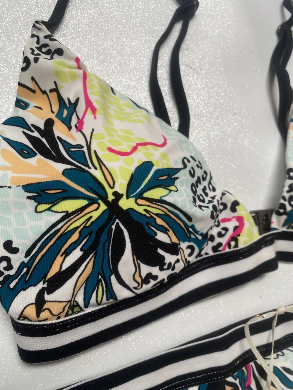 Bikini Tucci - Vista 2