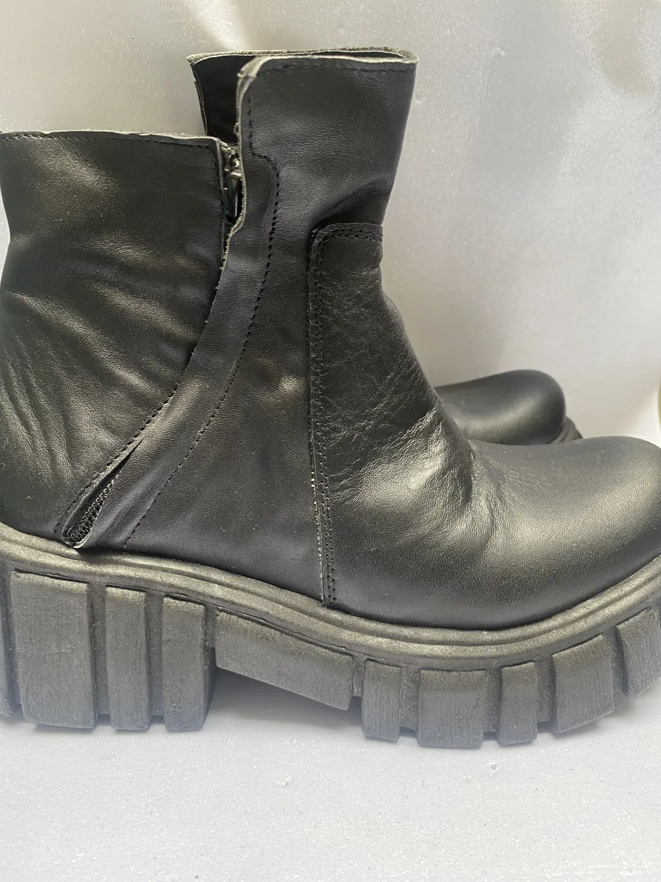 Borcegos Desconocida - Vista 3