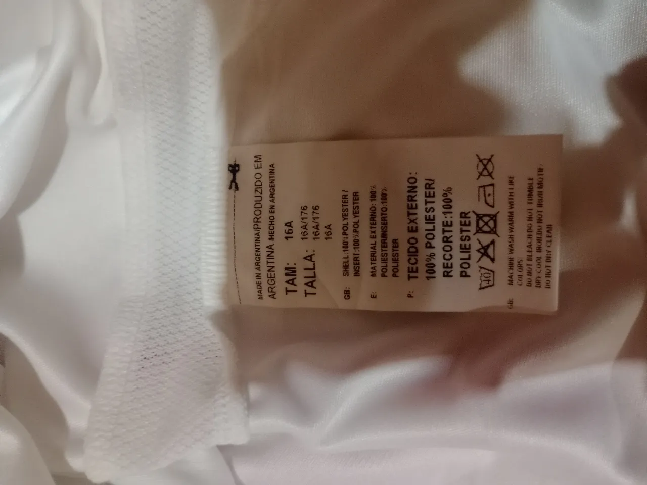 Camiseta adidas - Vista 3