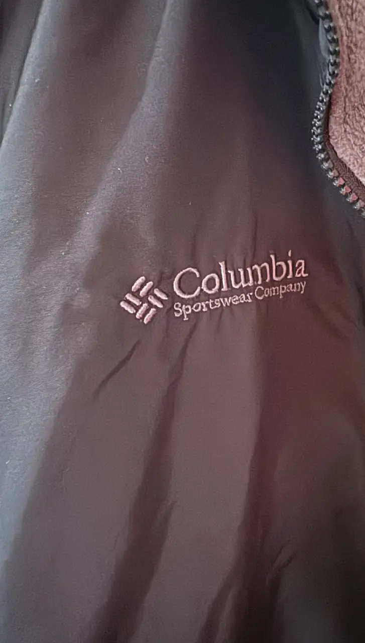 Campera Columbia - Vista 3