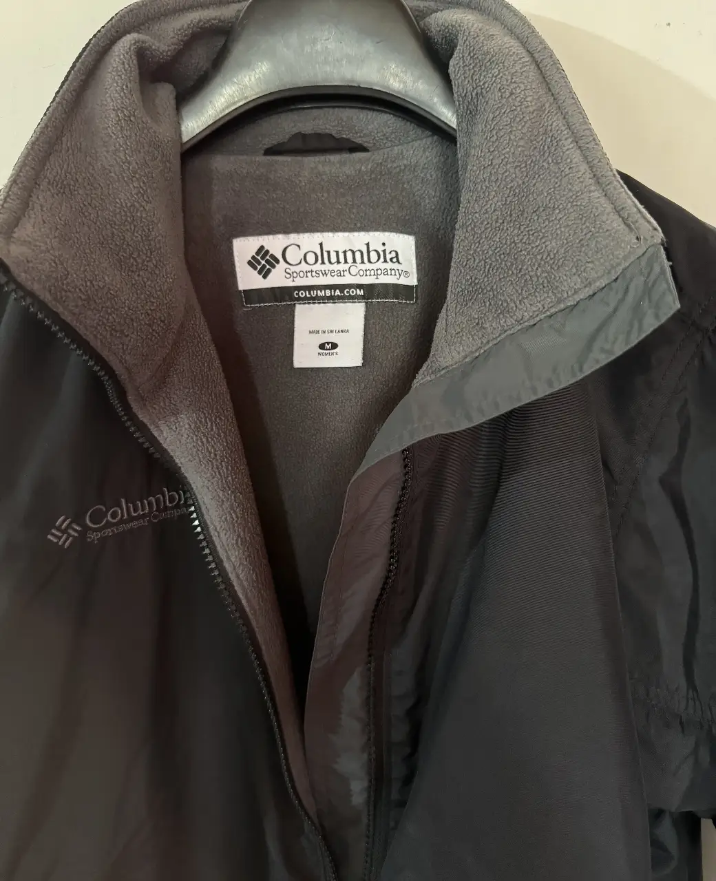 Campera Columbia - Vista 2