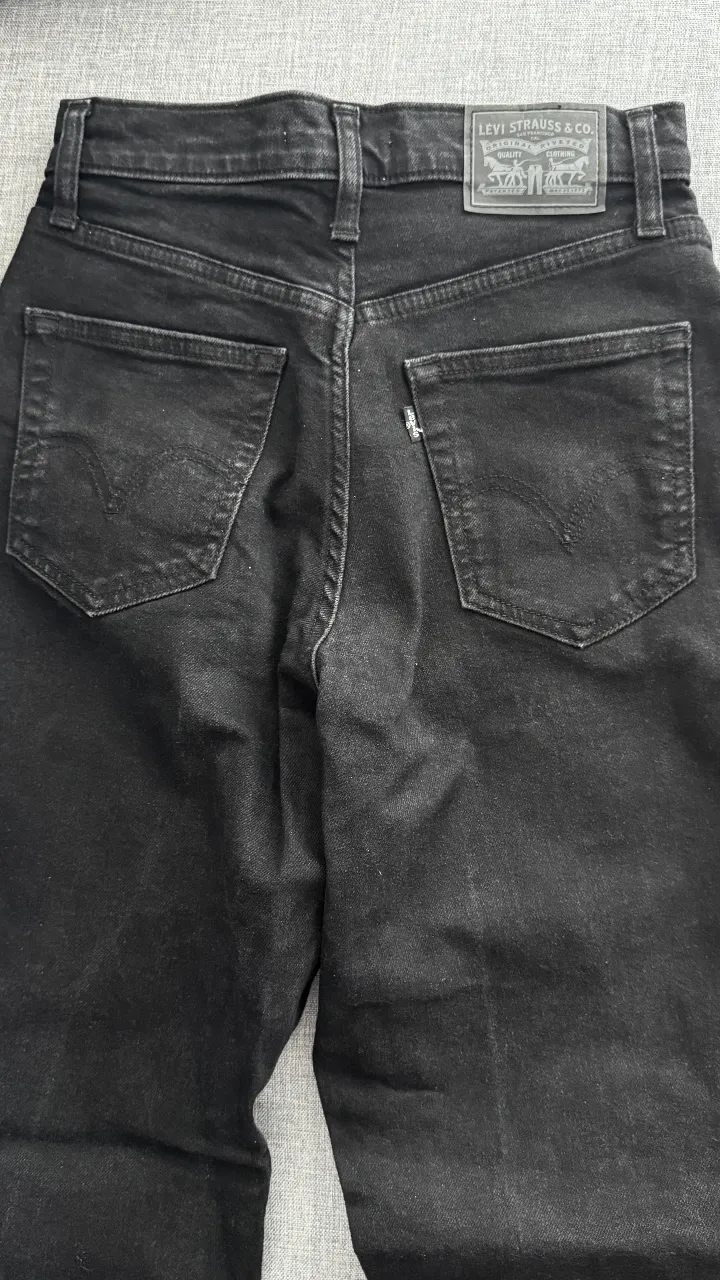 Jean Levi's - Vista 2