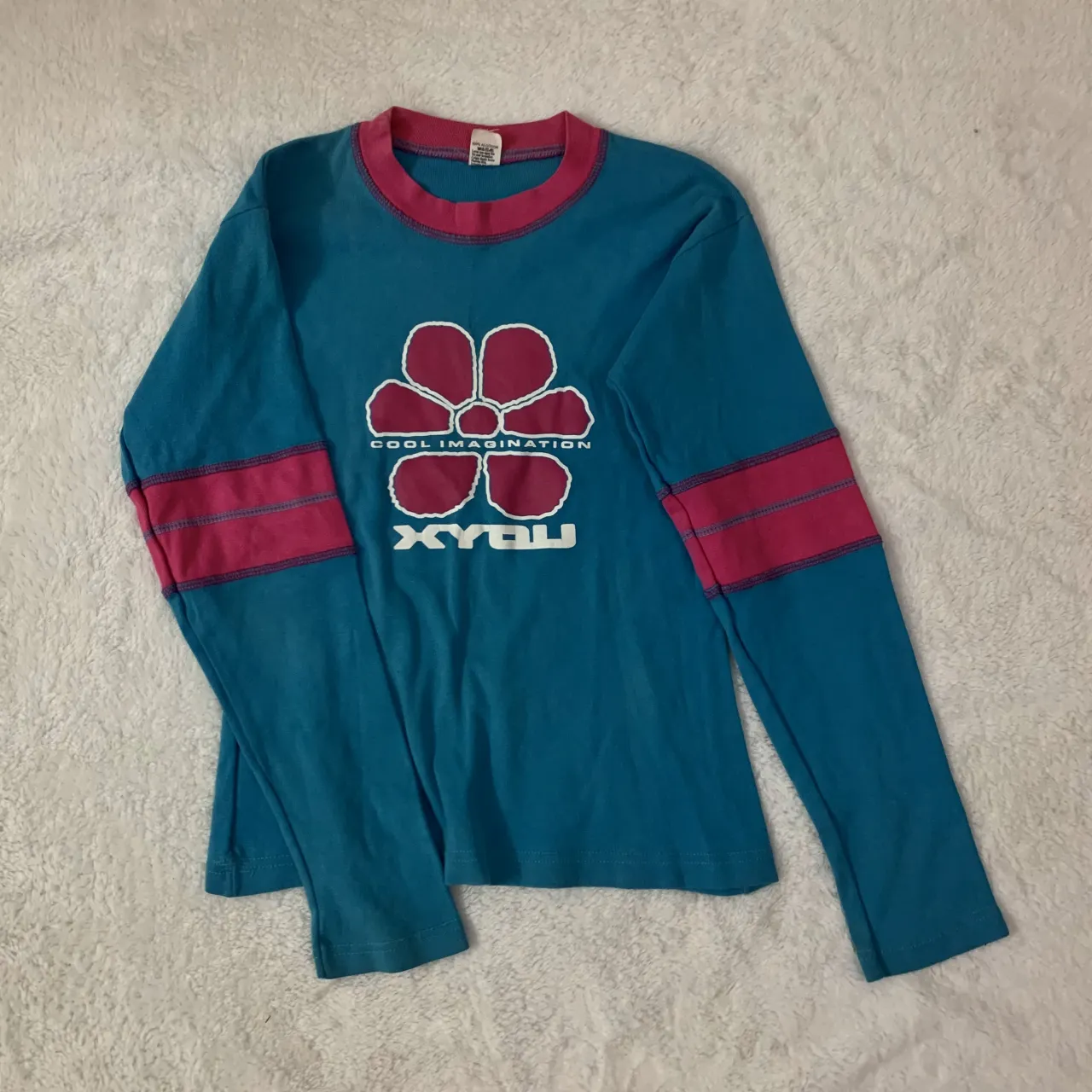 Camiseta 2000s Vintage! único detalle ult foto!