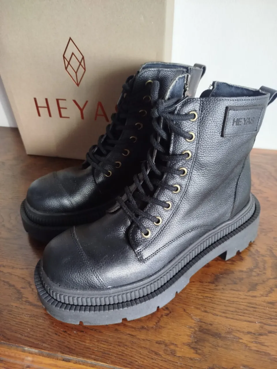 Borcegos Heyas - Vista 3