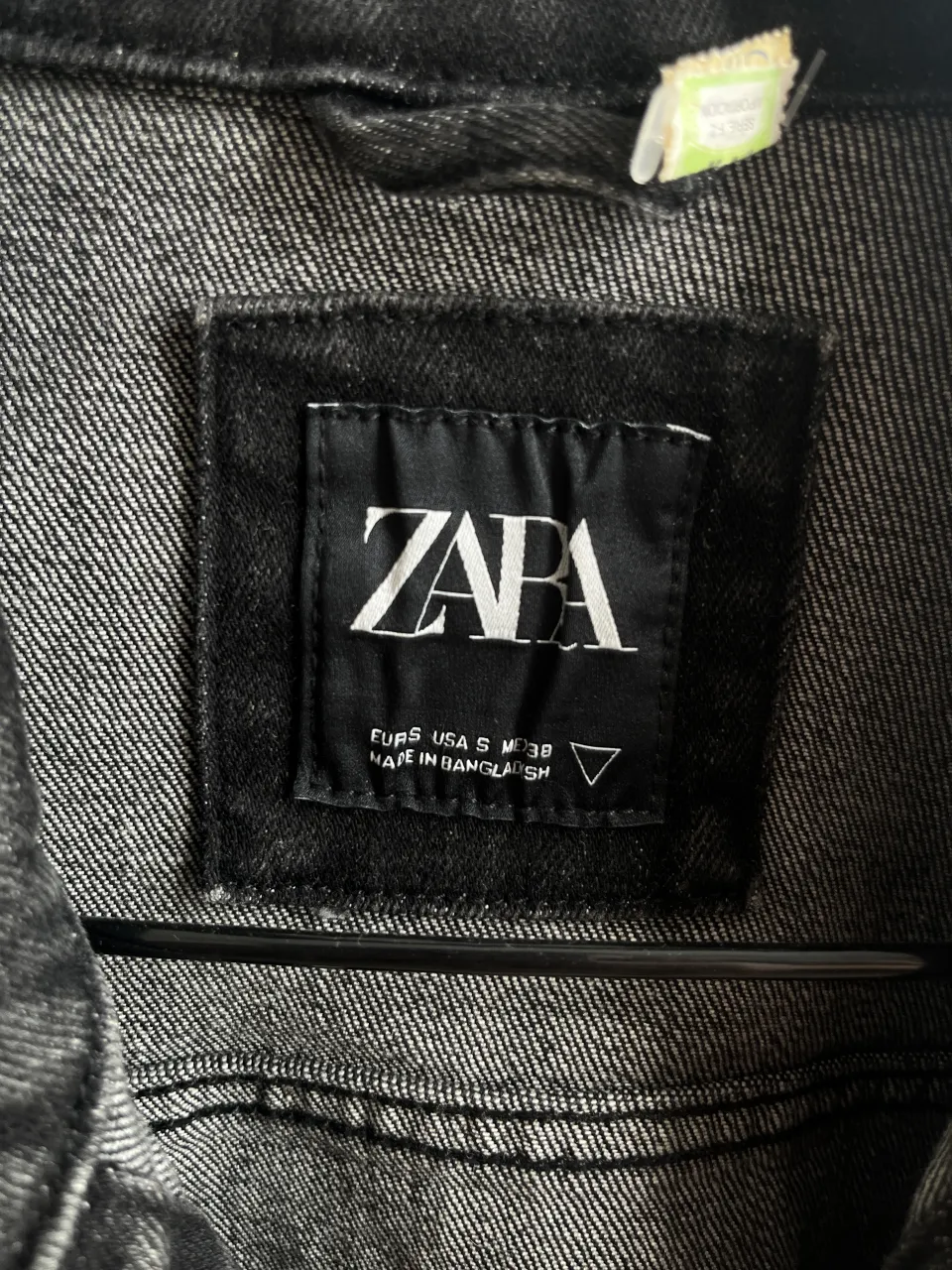 Campera Zara - Vista 3