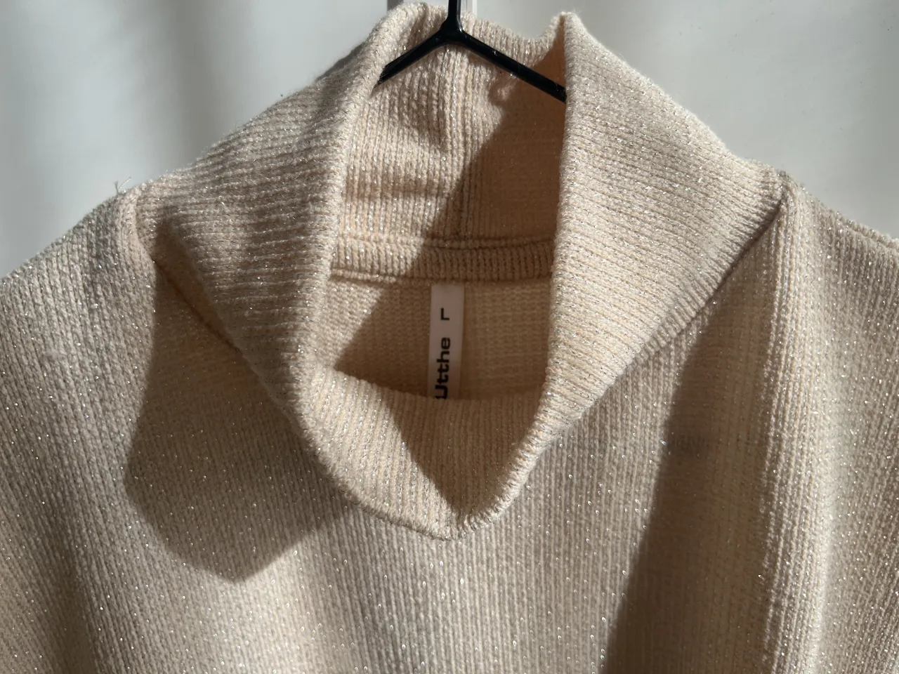 Polera Le Utthe - Vista 3